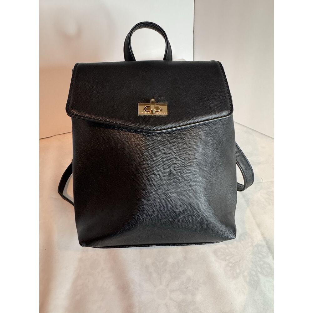 Vanessa Williams Black Backpack Purse Faux Leather Lush Collection‎ Expandable